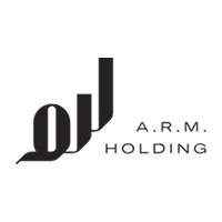 arm holding